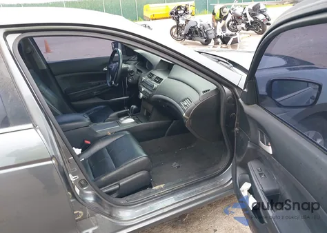 2011 Honda Accord 2.4 Se from USA, damaged, VIN 1HGCP2F61BA003679